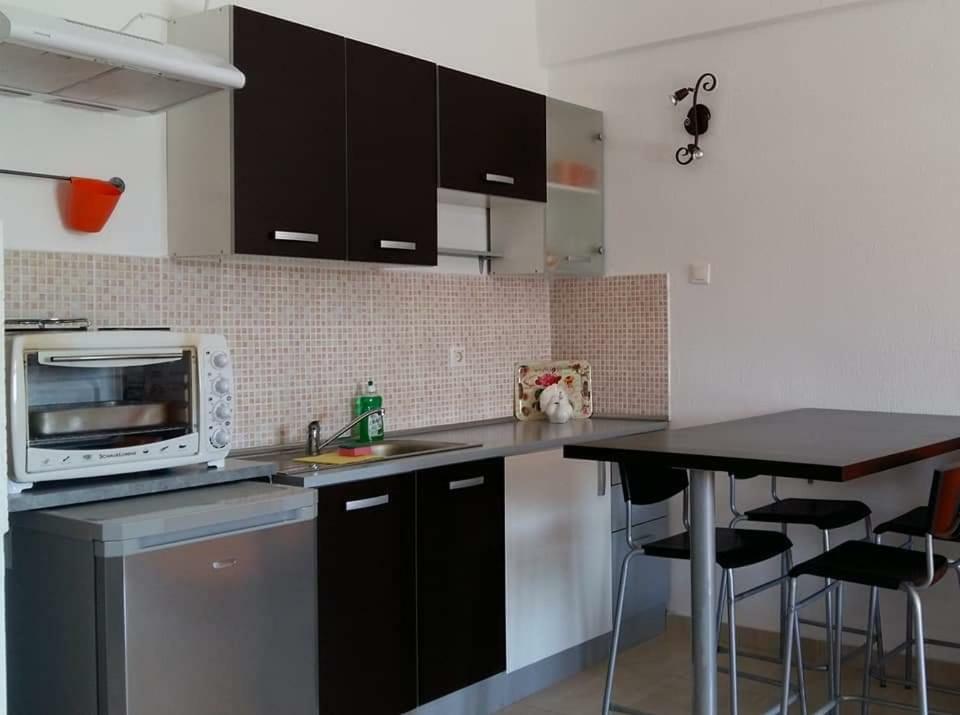 Liani Ammos Apartment Ammouliani Exterior photo
